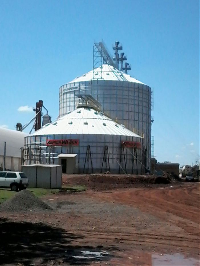 Imagem do dia - Ampliação de armazém em Laguna Carapã (MS)